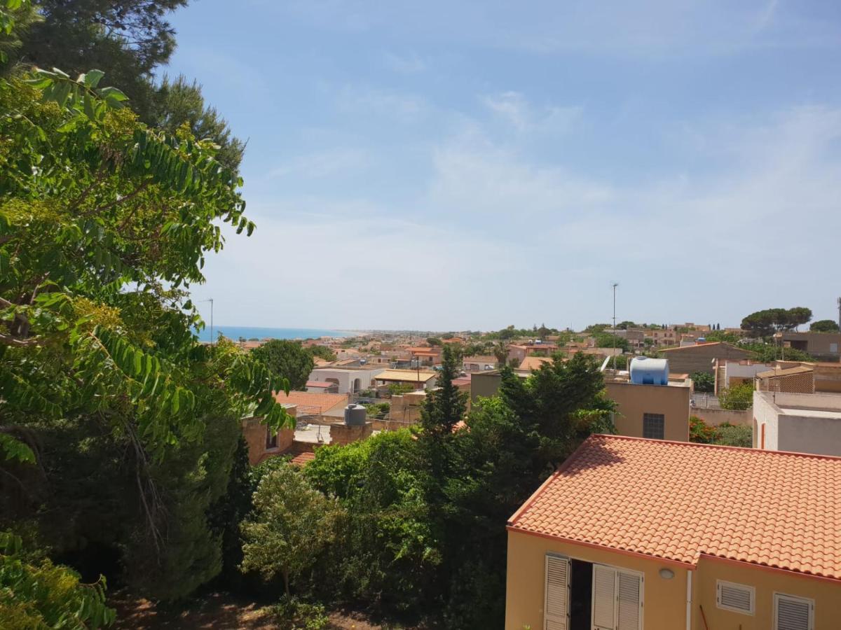 Mediterraneo Triscina Buitenkant foto
